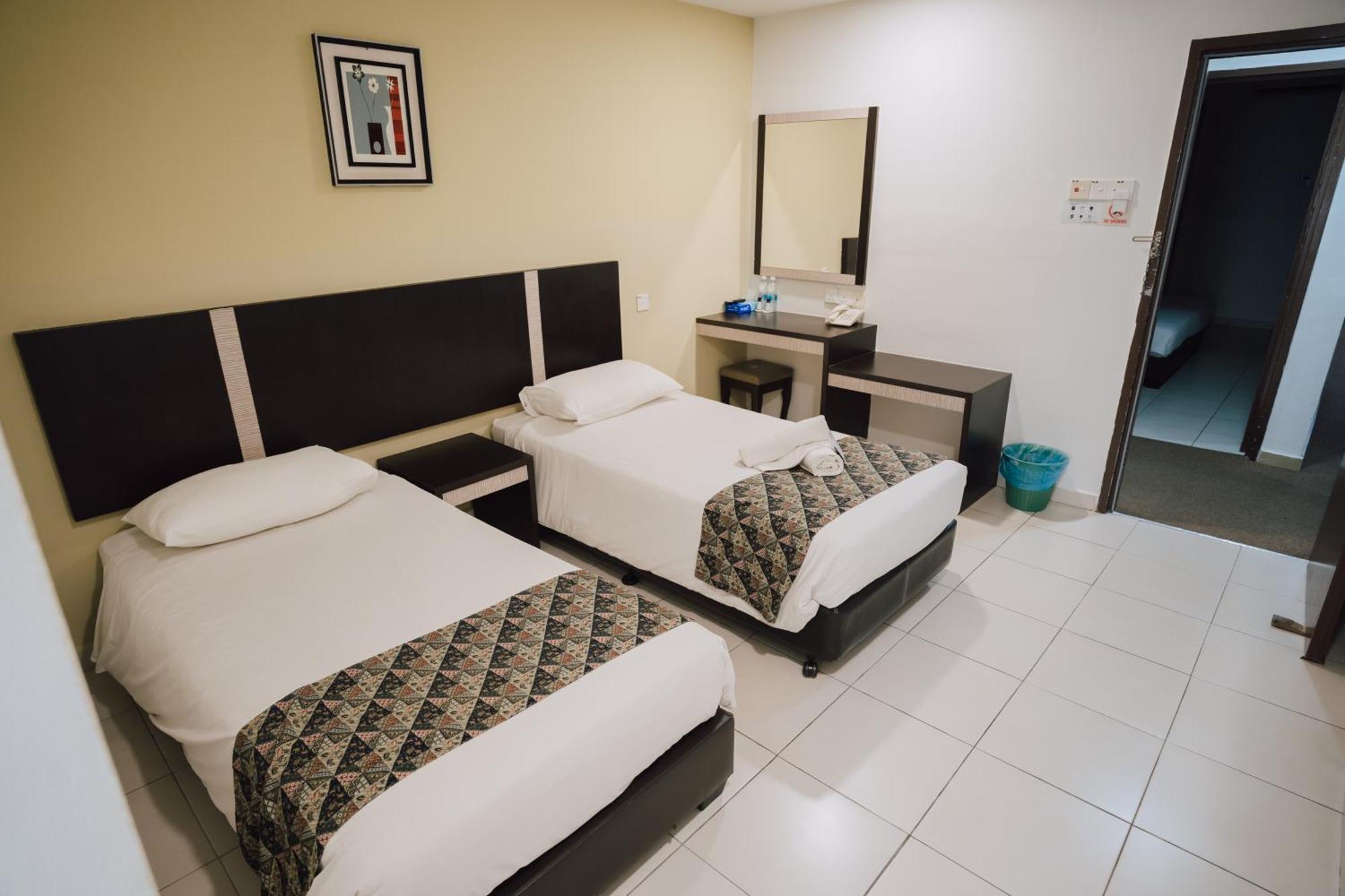 Nd Hotel Melaka Esterno foto