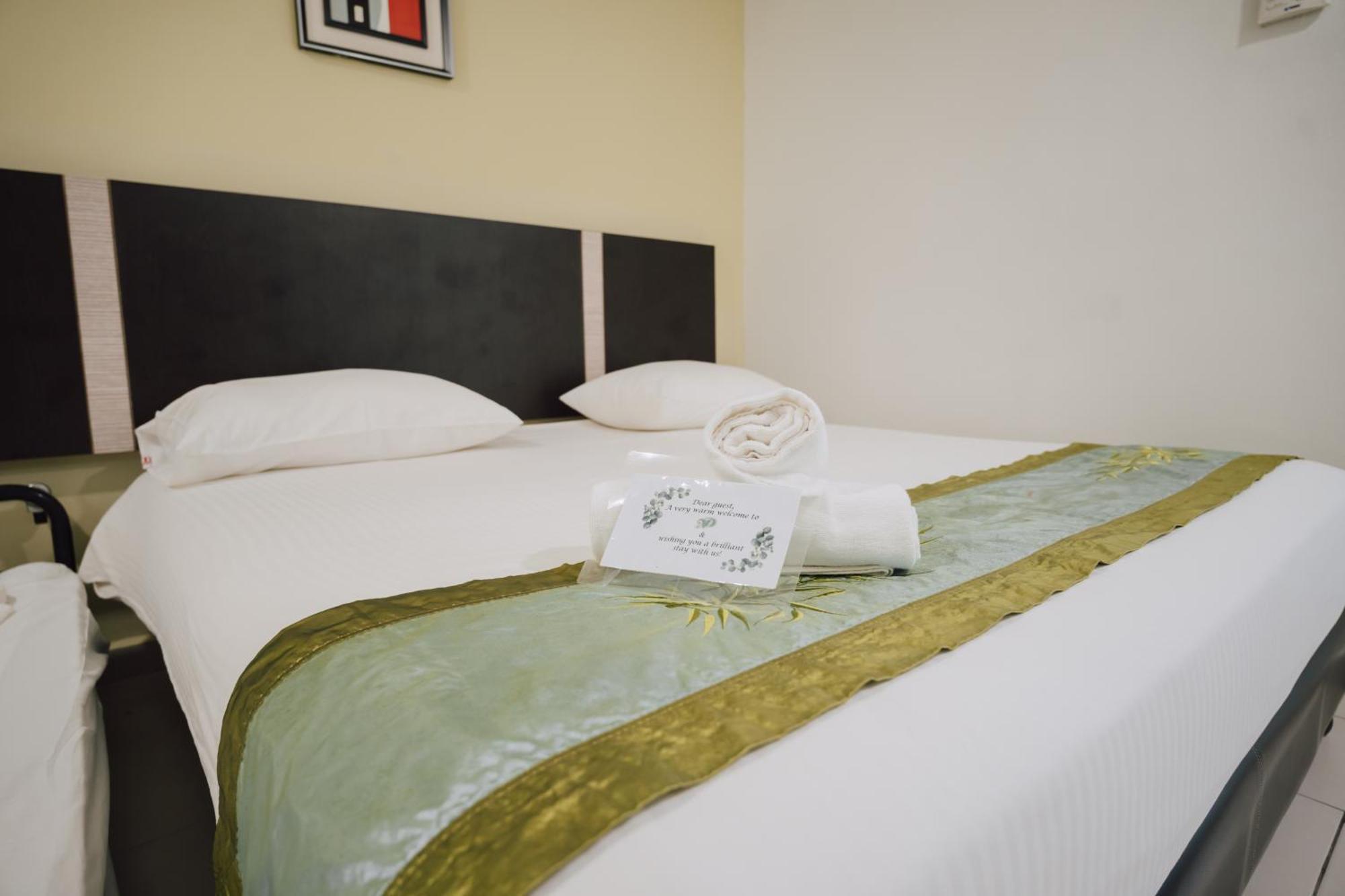 Nd Hotel Melaka Esterno foto