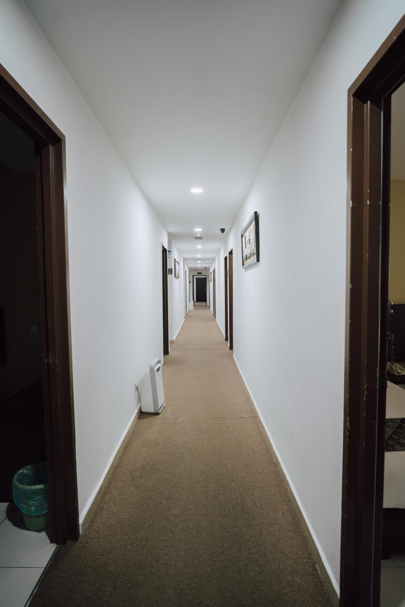 Nd Hotel Melaka Esterno foto