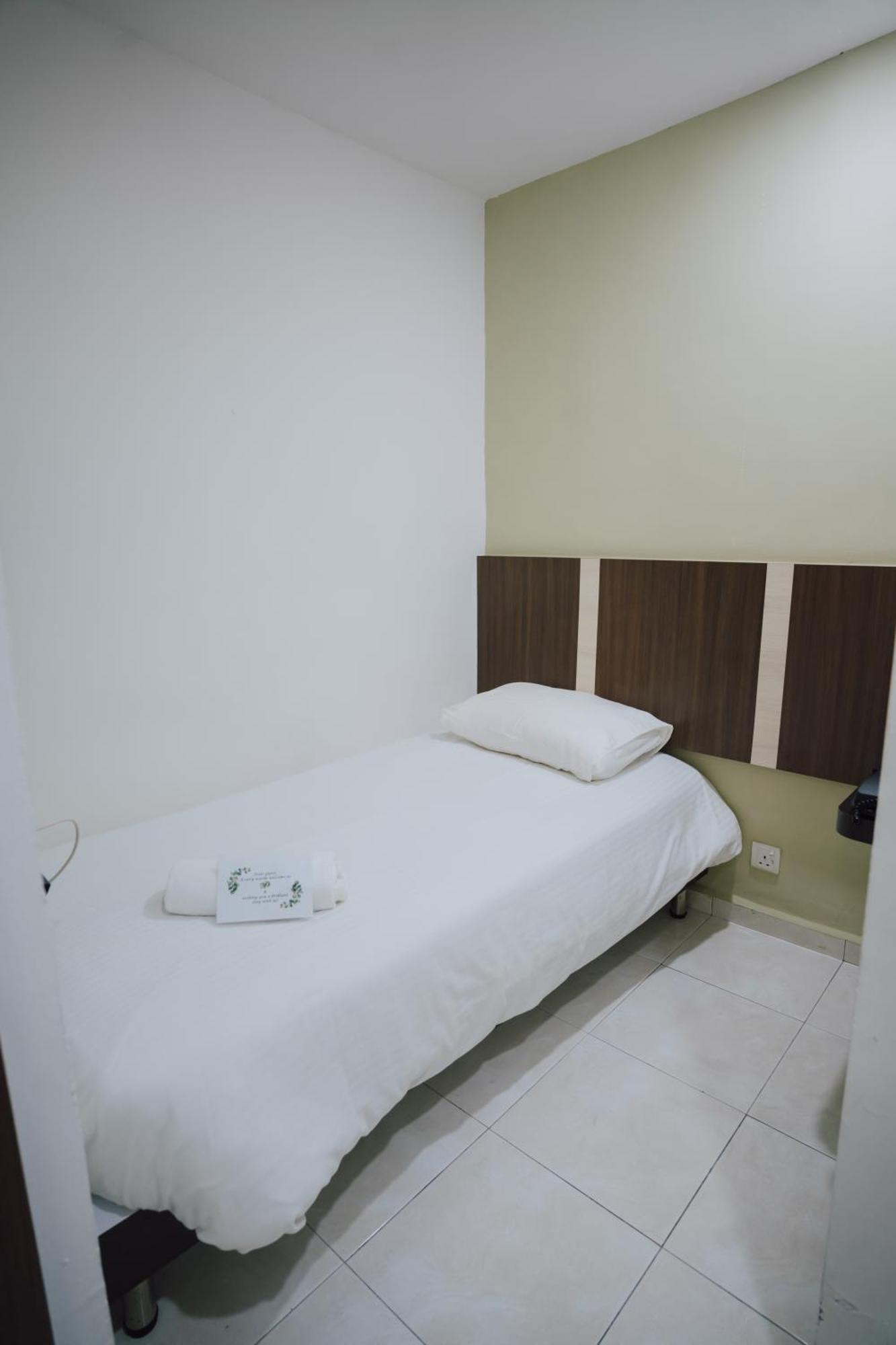Nd Hotel Melaka Esterno foto