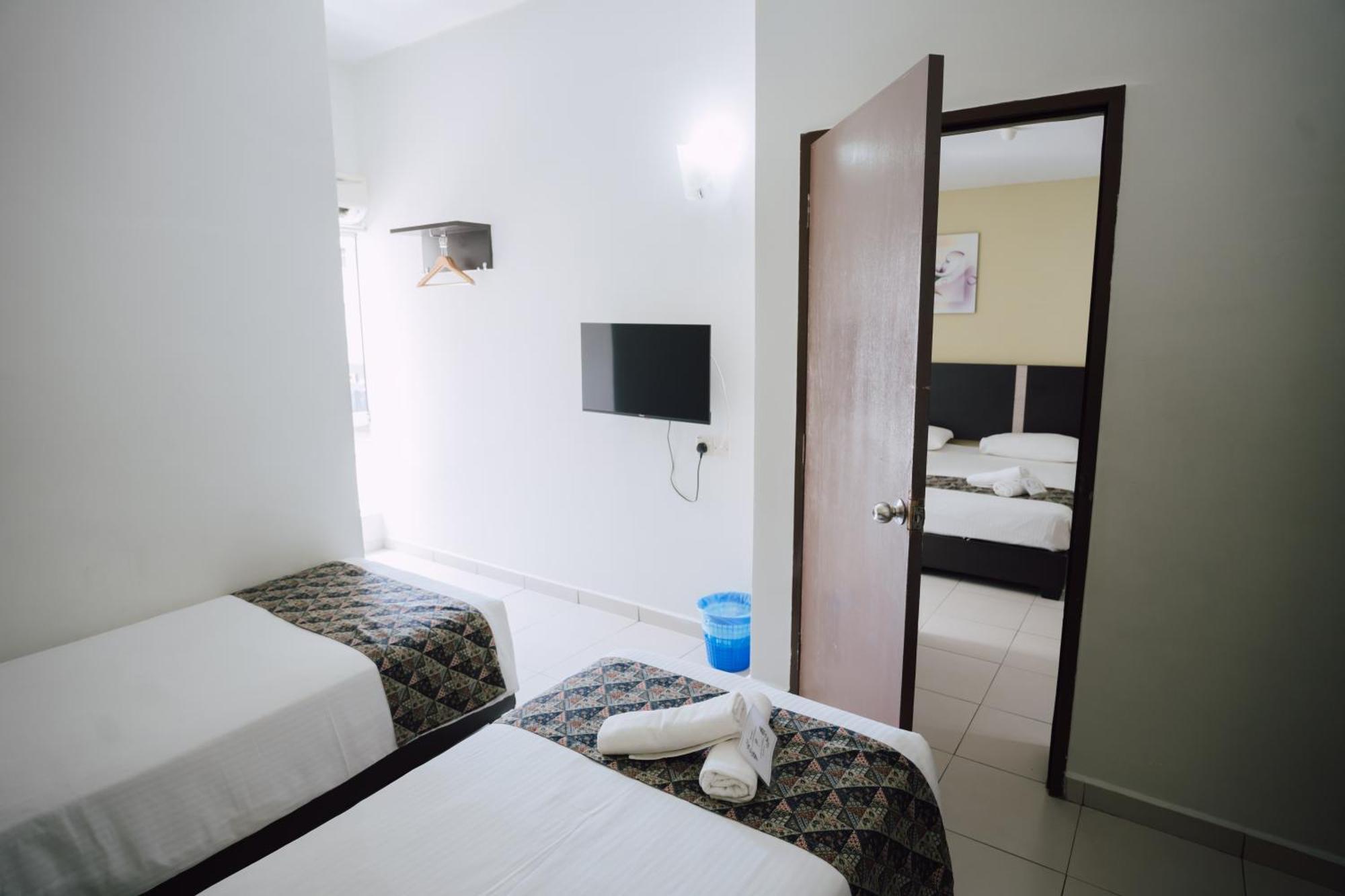 Nd Hotel Melaka Esterno foto
